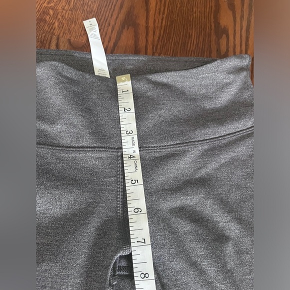 Lululemon wundet under gray size 6 - Picture 9 of 9
